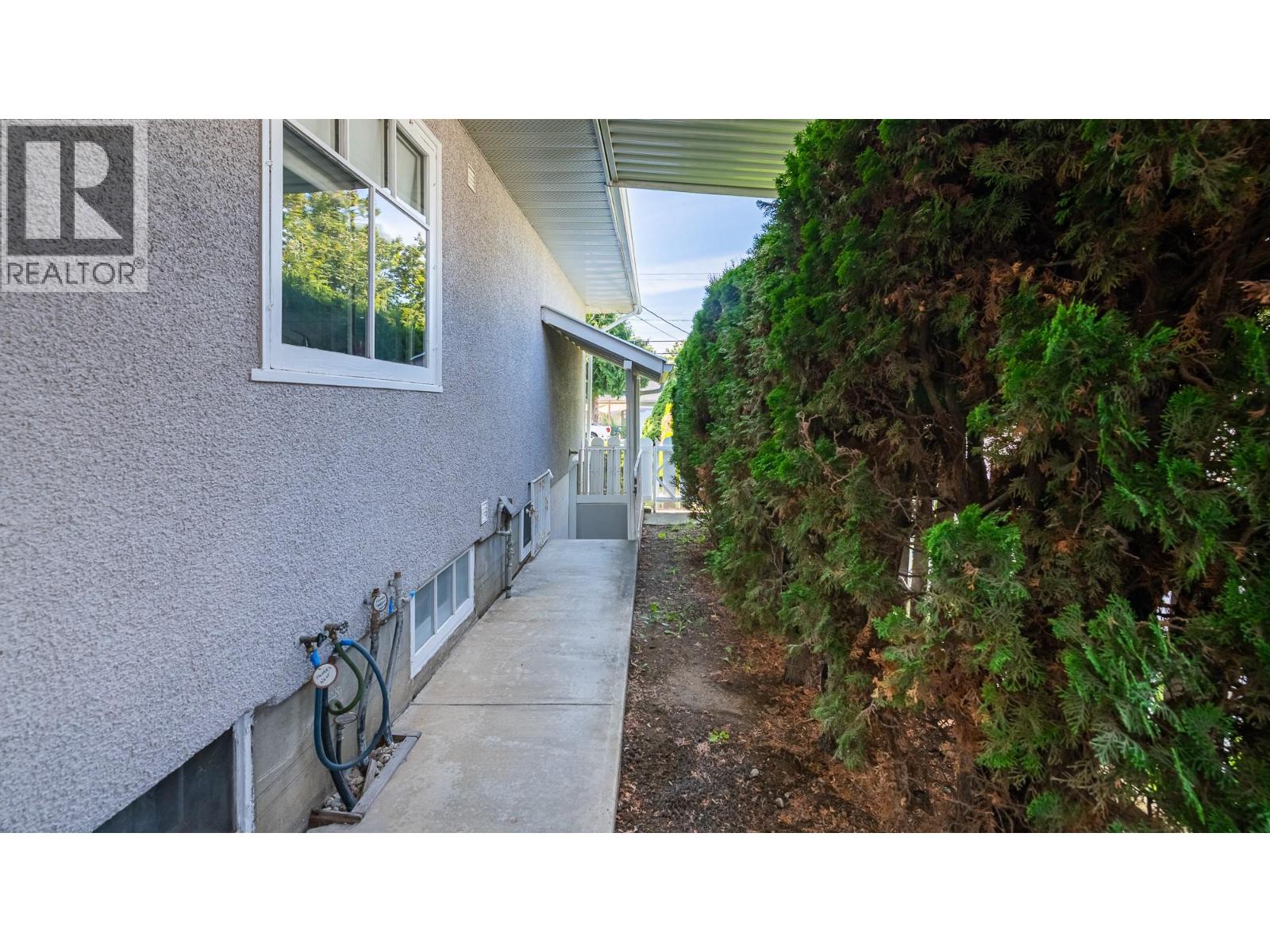 407 10th Avenue N, Creston
