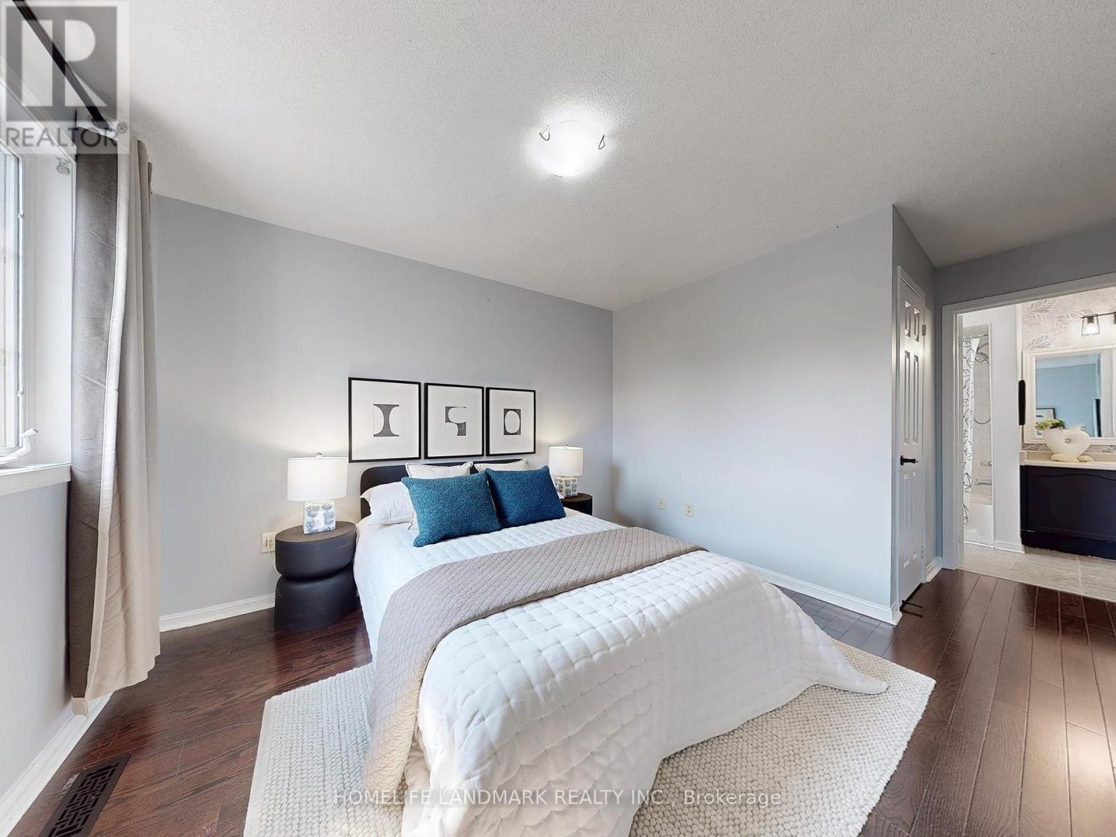 Photo 26 of 117 Toscana Drive, Whitby ON