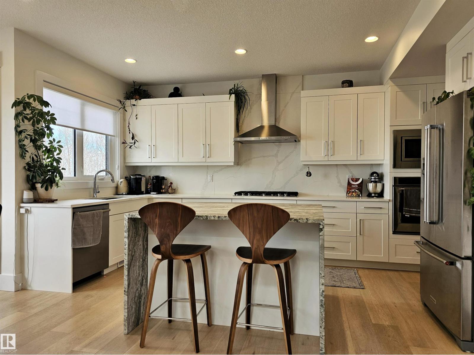 Photo 19 of 1265 Peregrine Terrace Nw, Edmonton AB