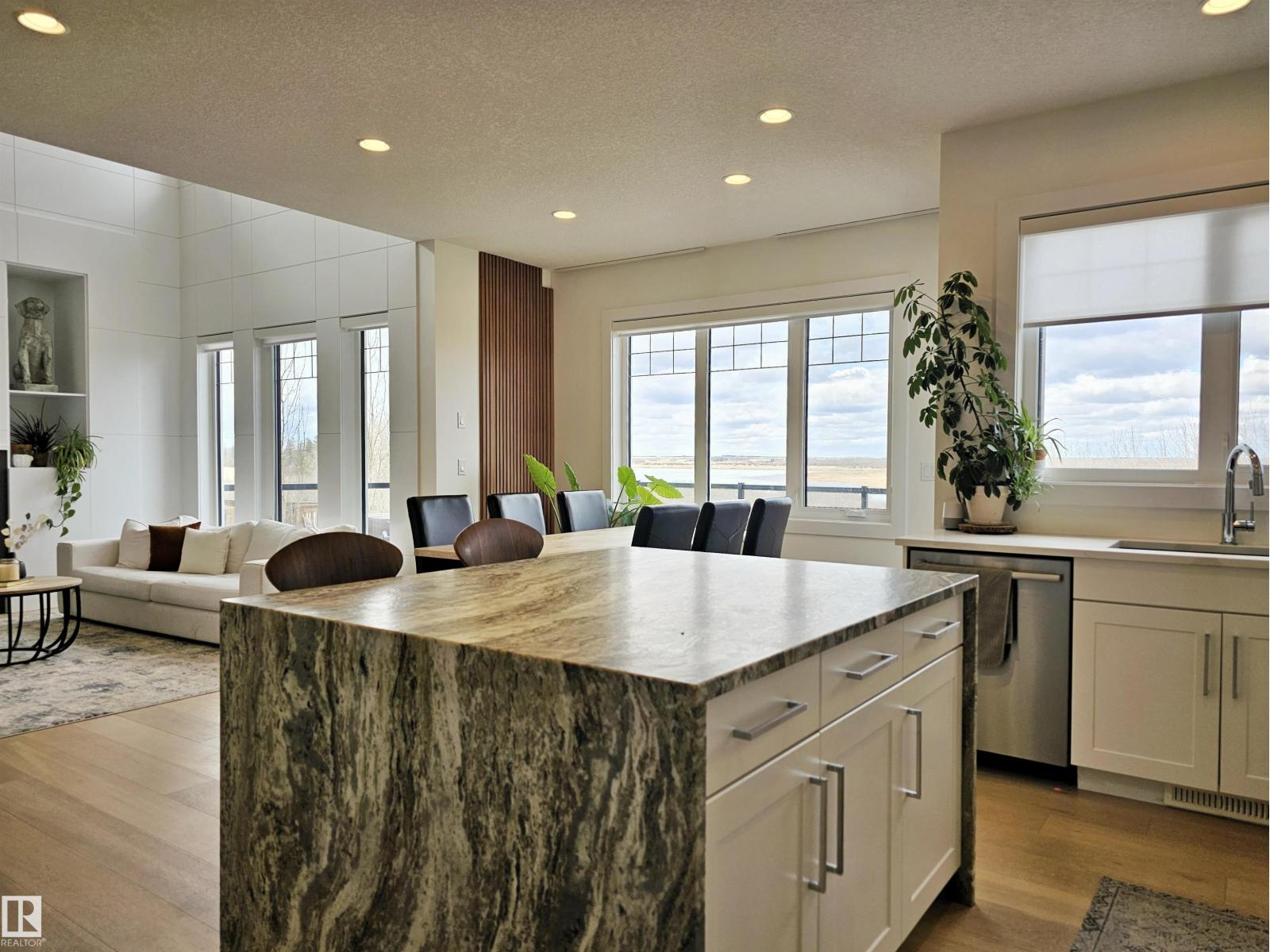 Photo 21 of 1265 Peregrine Terrace Nw, Edmonton AB