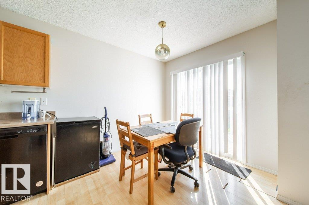 Photo 10 of 1677 Melrose Place Sw Sw, Edmonton AB