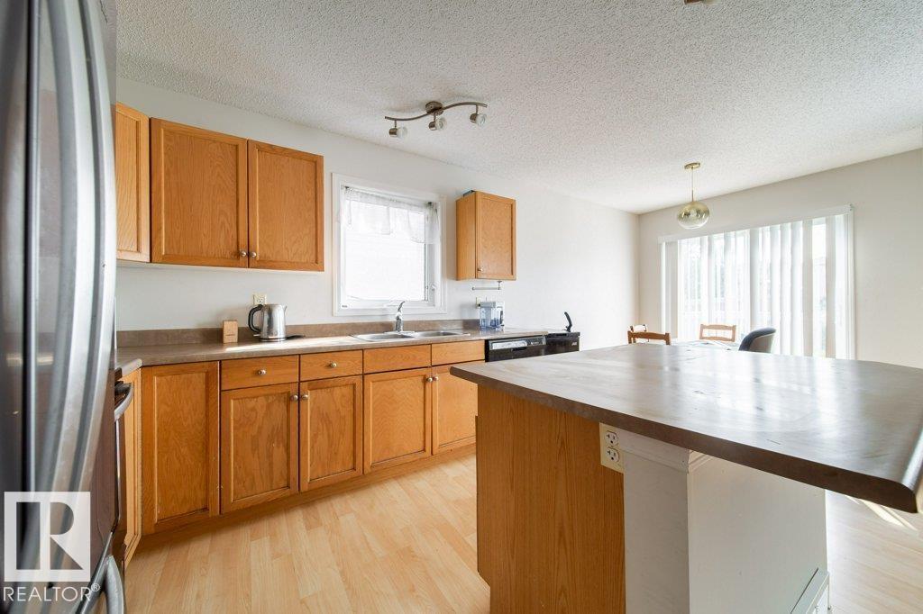 Photo 14 of 1677 Melrose Place Sw Sw, Edmonton AB