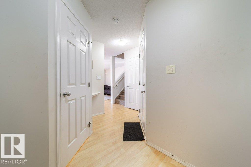 Photo 4 of 1677 Melrose Place Sw Sw, Edmonton AB