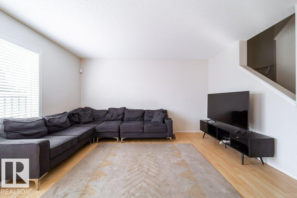 Photo 8 of 1677 Melrose Place Sw Sw, Edmonton AB