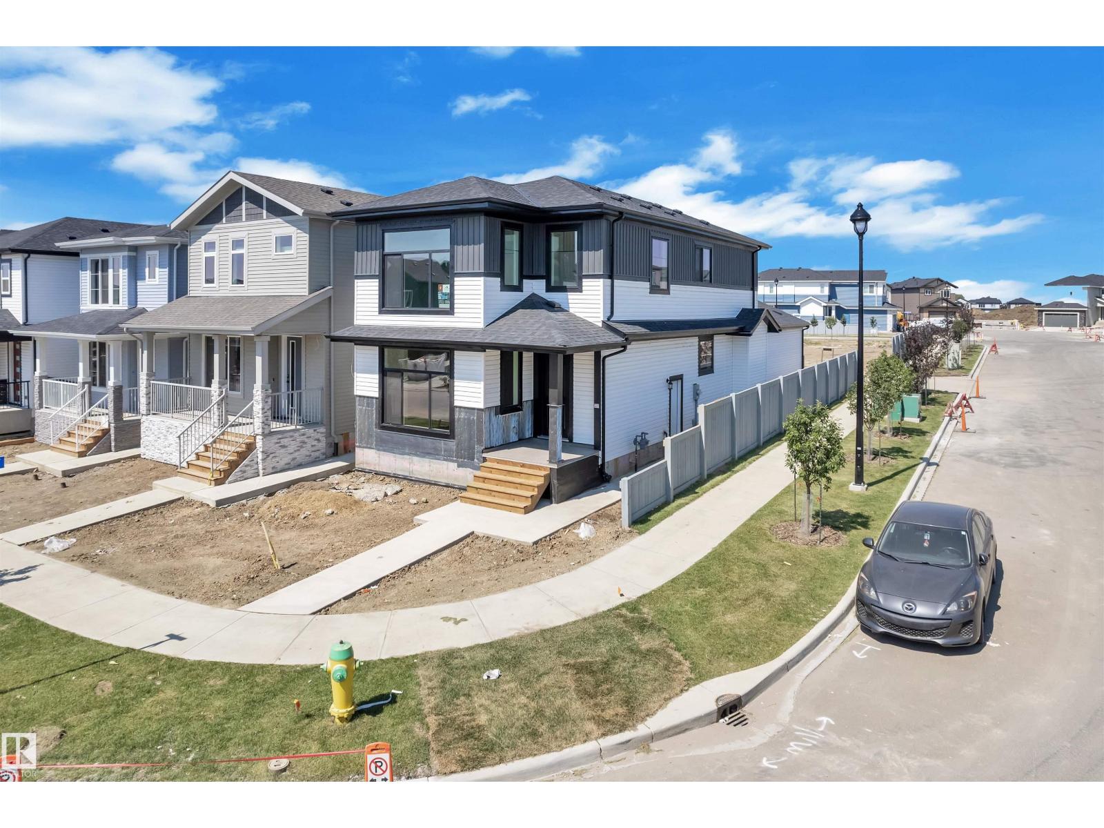 Photo 3 of 3502 42 Av, Beaumont AB