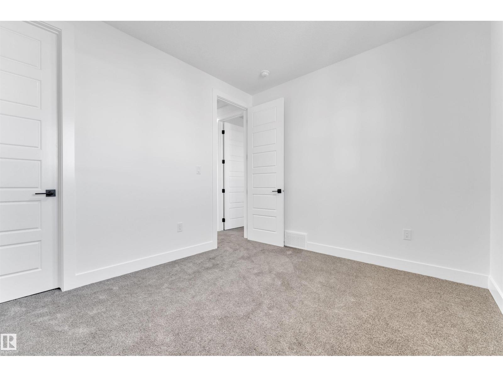 Photo 33 of 3502 42 Av, Beaumont AB