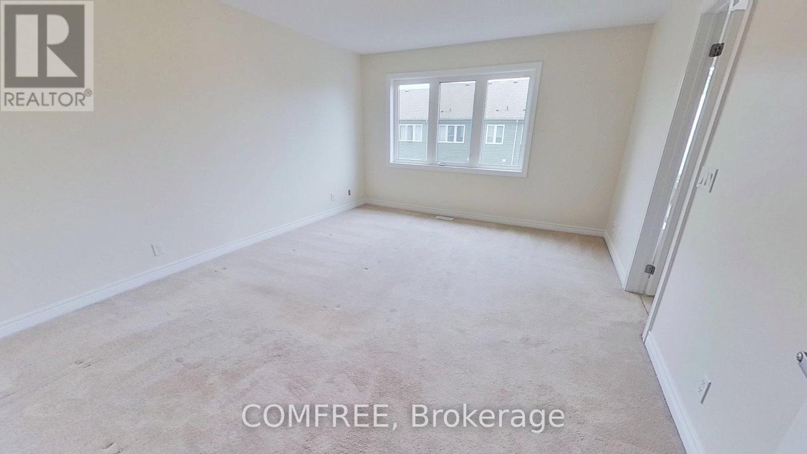Photo 12 of 47 Nearco Crescent, Oshawa ON
