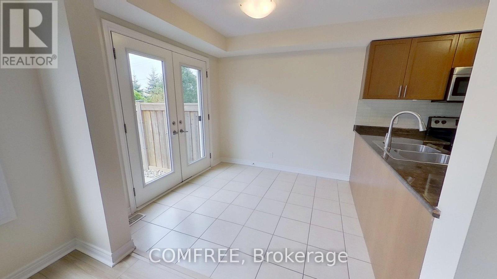 Photo 5 of 47 Nearco Crescent, Oshawa ON