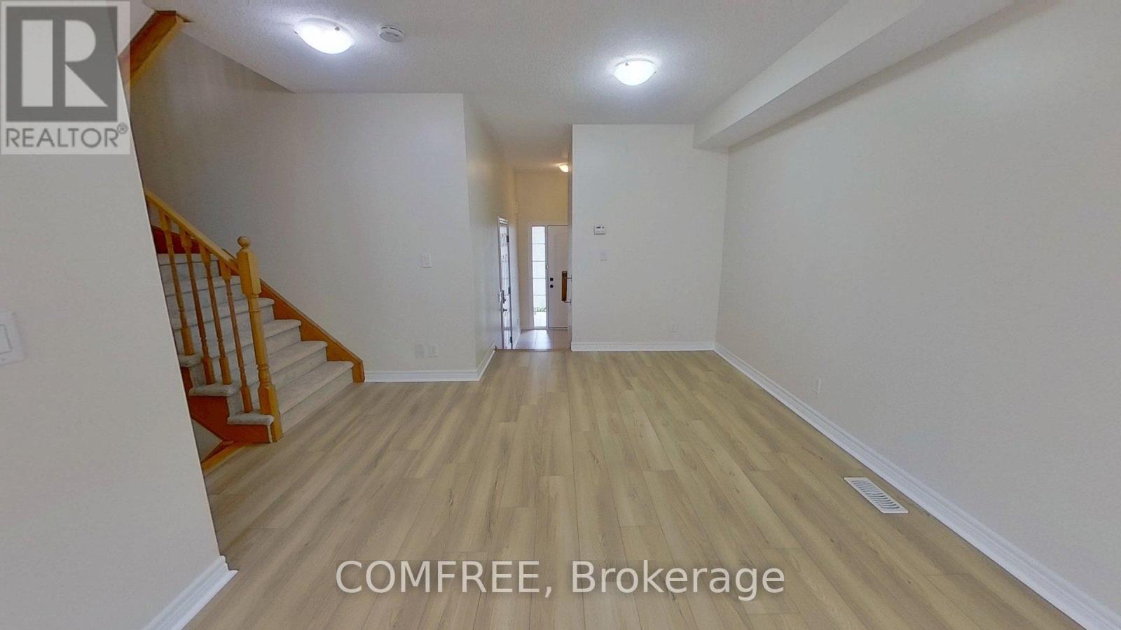 Photo 8 of 47 Nearco Crescent, Oshawa ON