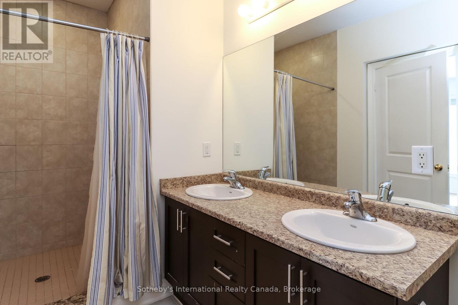 Photo 2 of 308 25 Beaver Street S, Blue Mountains ON