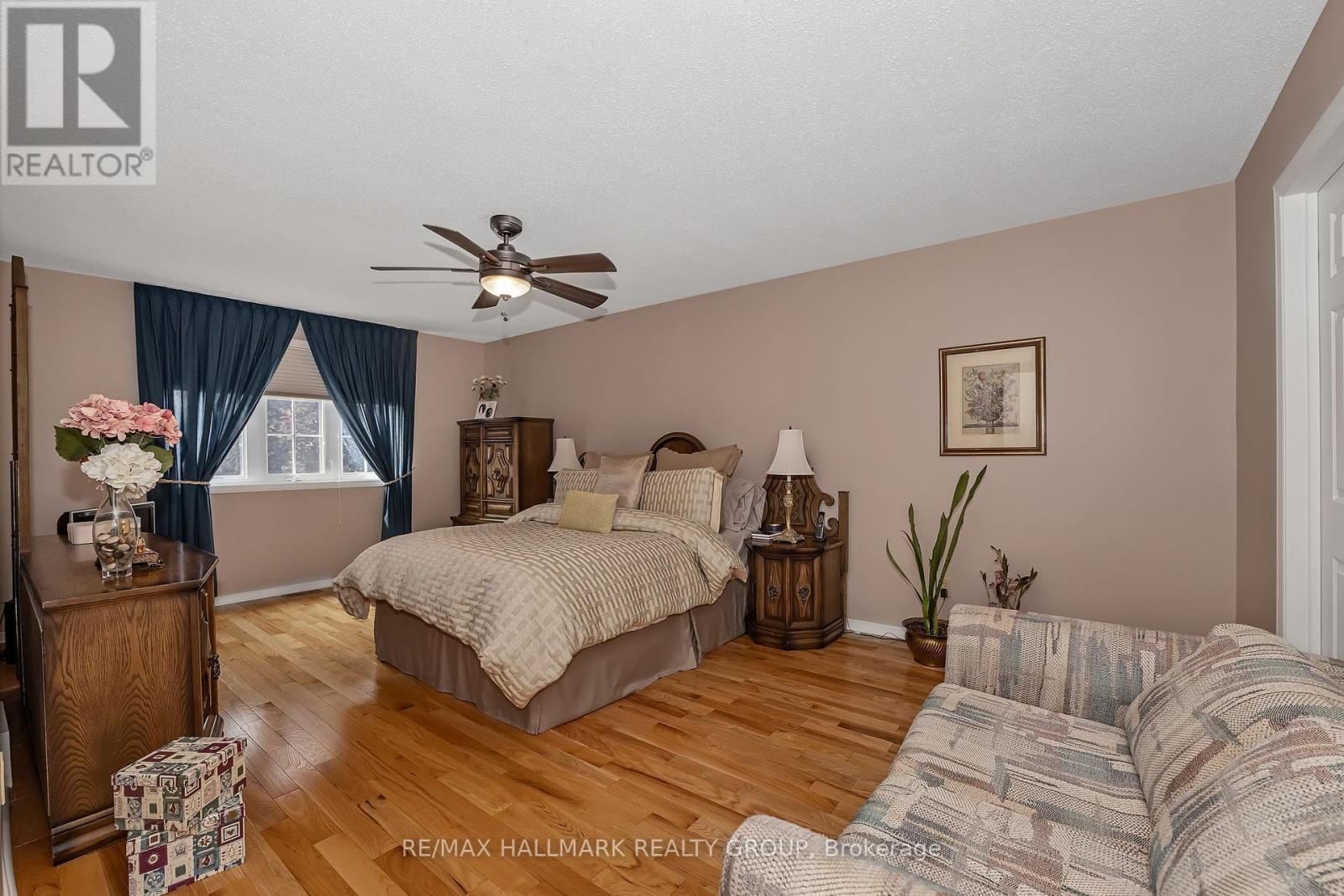 Photo 40 of 41 Claudet Crescent, Ottawa ON