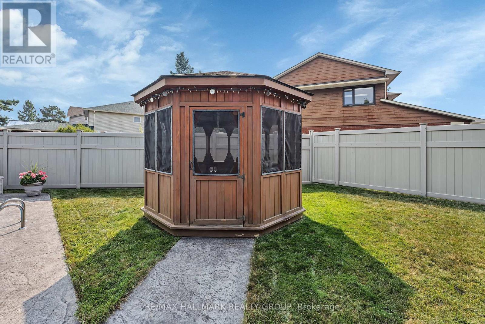 Photo 30 of 41 Claudet Crescent, Ottawa ON