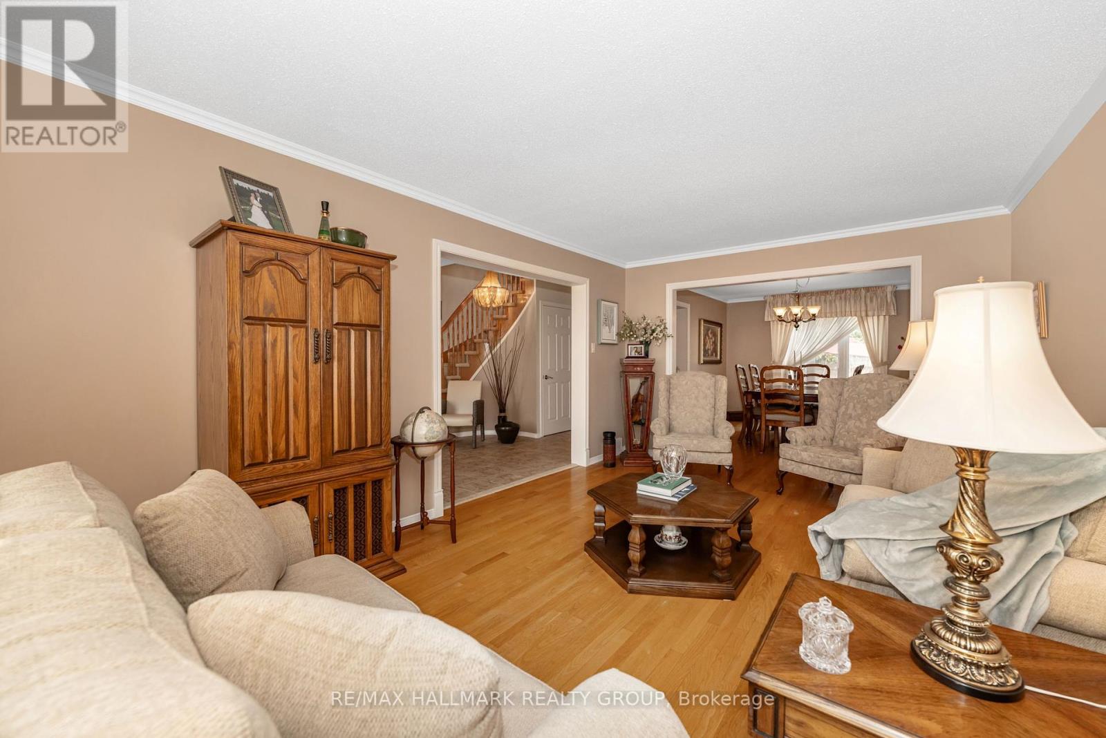 Photo 31 of 41 Claudet Crescent, Ottawa ON