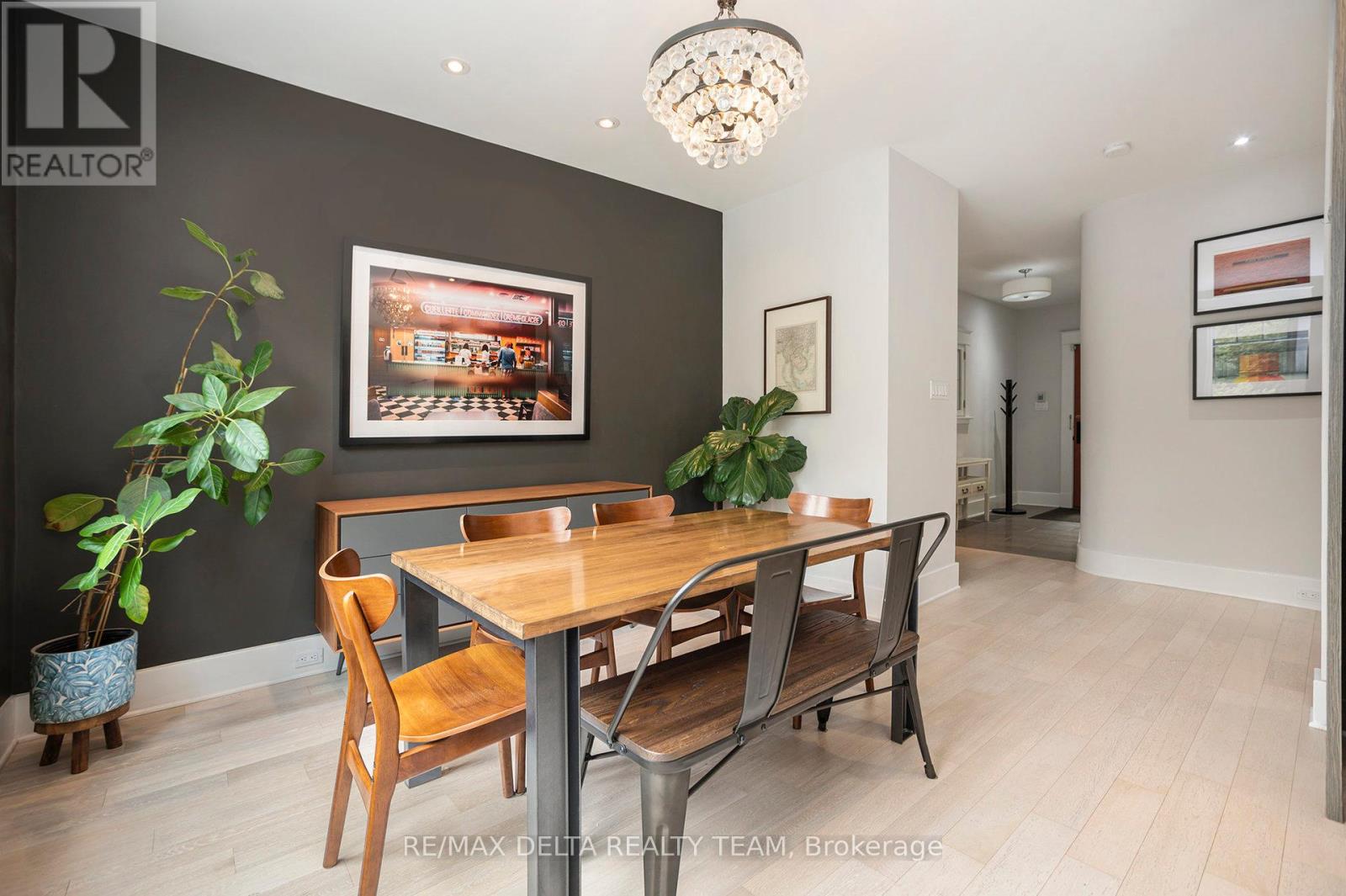 Photo 14 of 44 Renfrew Avenue, Ottawa ON