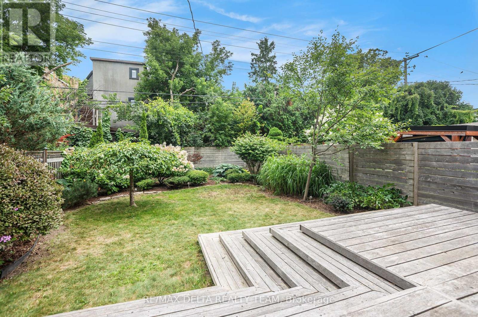 Photo 34 of 44 Renfrew Avenue, Ottawa ON