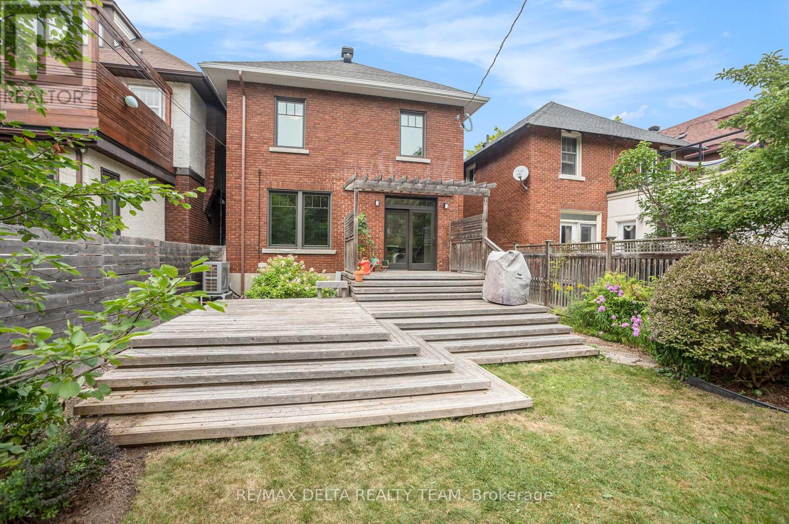 Photo 38 of 44 Renfrew Avenue, Ottawa ON