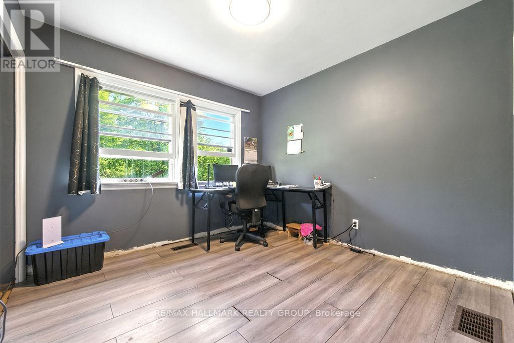 Photo 17 of 768 Russett Drive, Mcnab Braeside ON