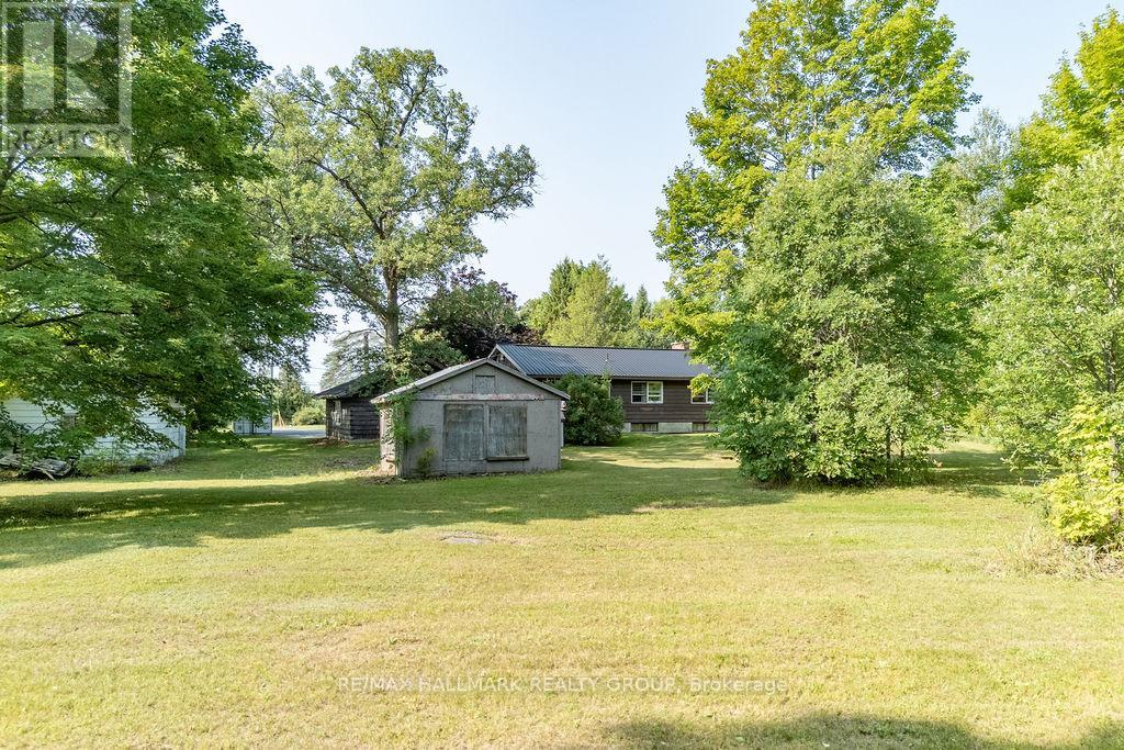 Photo 24 of 768 Russett Drive, Mcnab Braeside ON