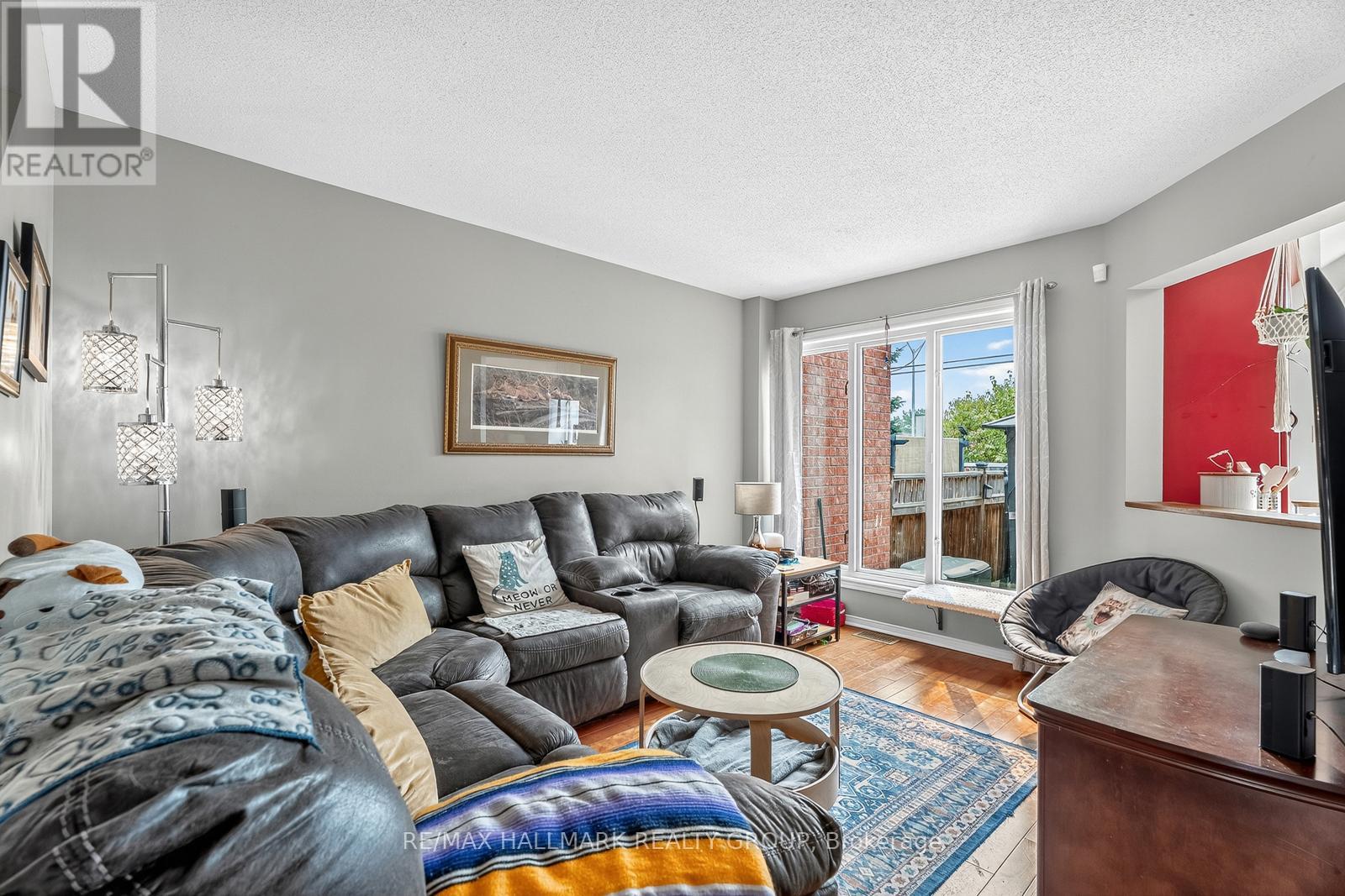 Photo 4 of 6212 Arbourwood Drive, Ottawa ON