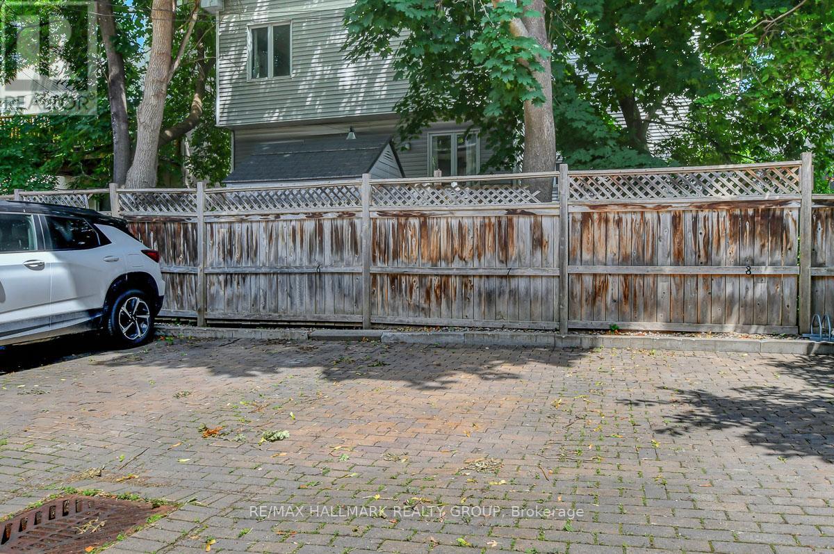 Photo 22 of B 29 Springfield Road, Ottawa ON