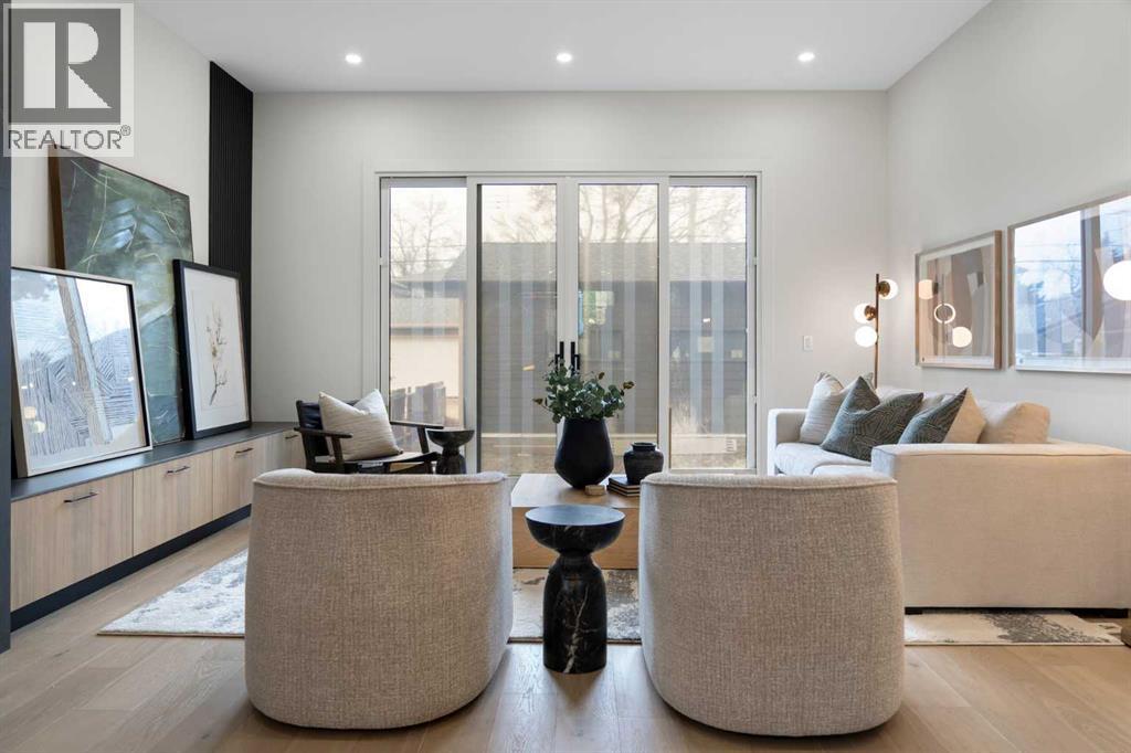 Single Family House for Sale in   Avenue NW Mount Pleasant Calgary 