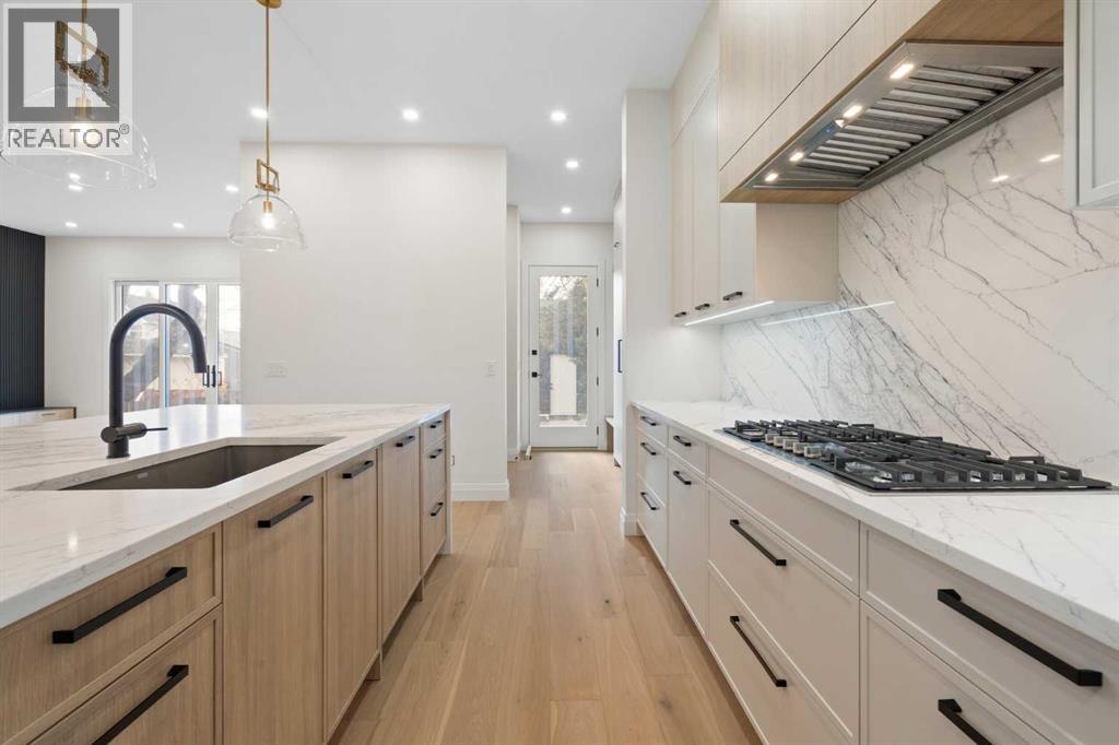 Single Family House for Sale in   Avenue NW Mount Pleasant Calgary 