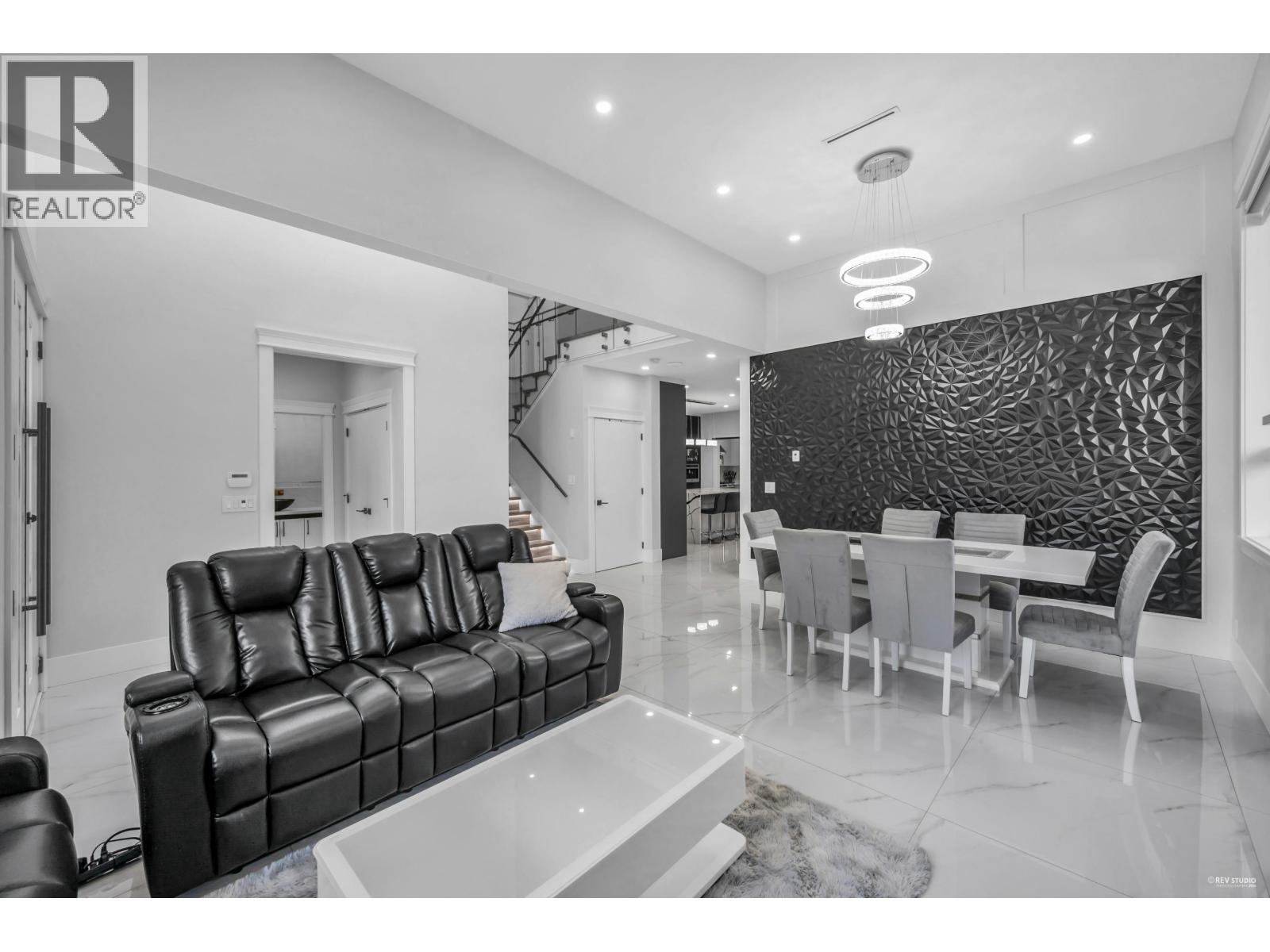 Photo 5 of 11700 Mellis Drive, Richmond BC
