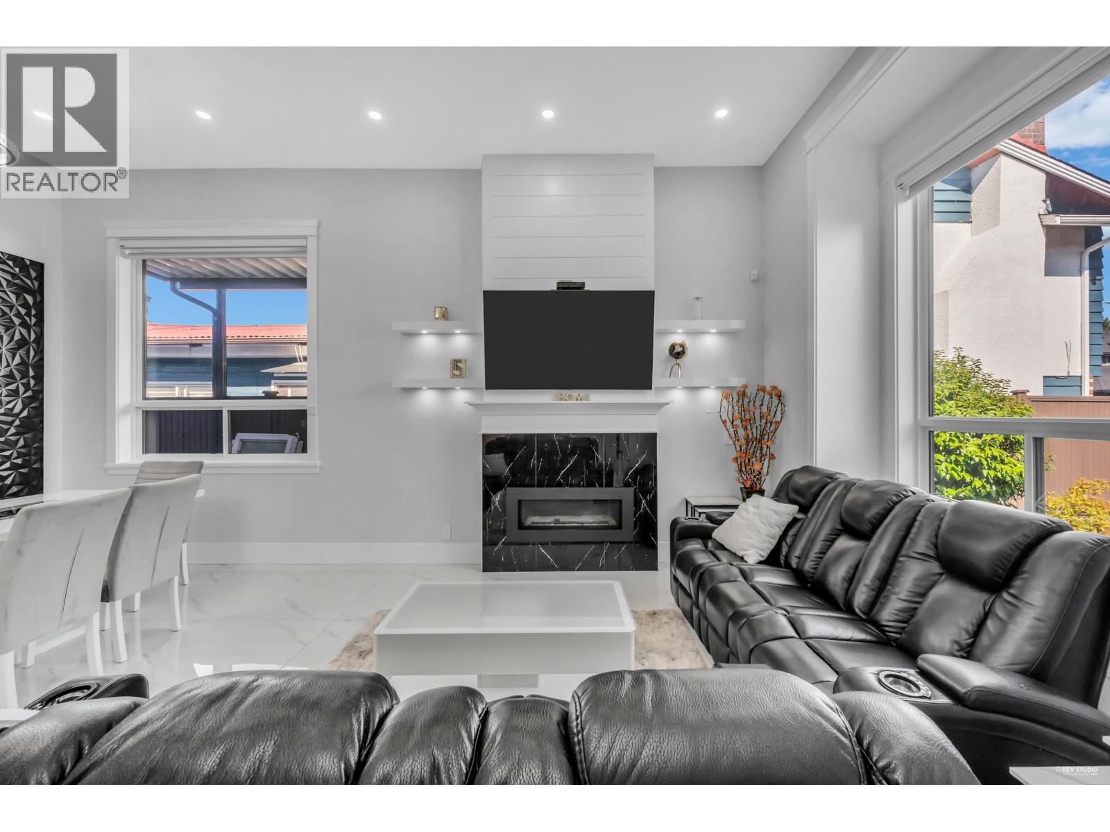 Photo 4 of 11700 Mellis Drive, Richmond BC