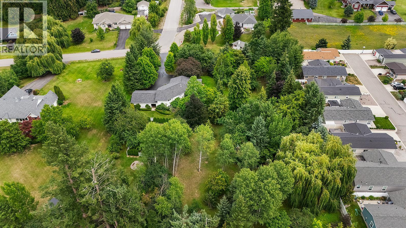 Photo 60 of 1243 8 Avenue N, Creston BC
