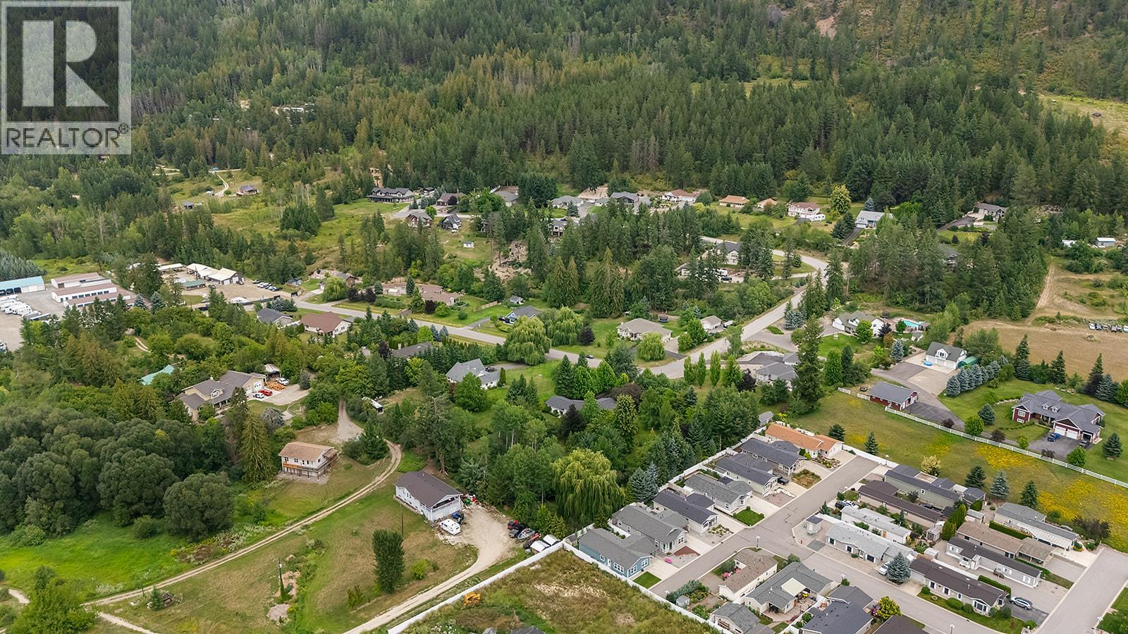 Photo 35 of 1243 8 Avenue N, Creston BC