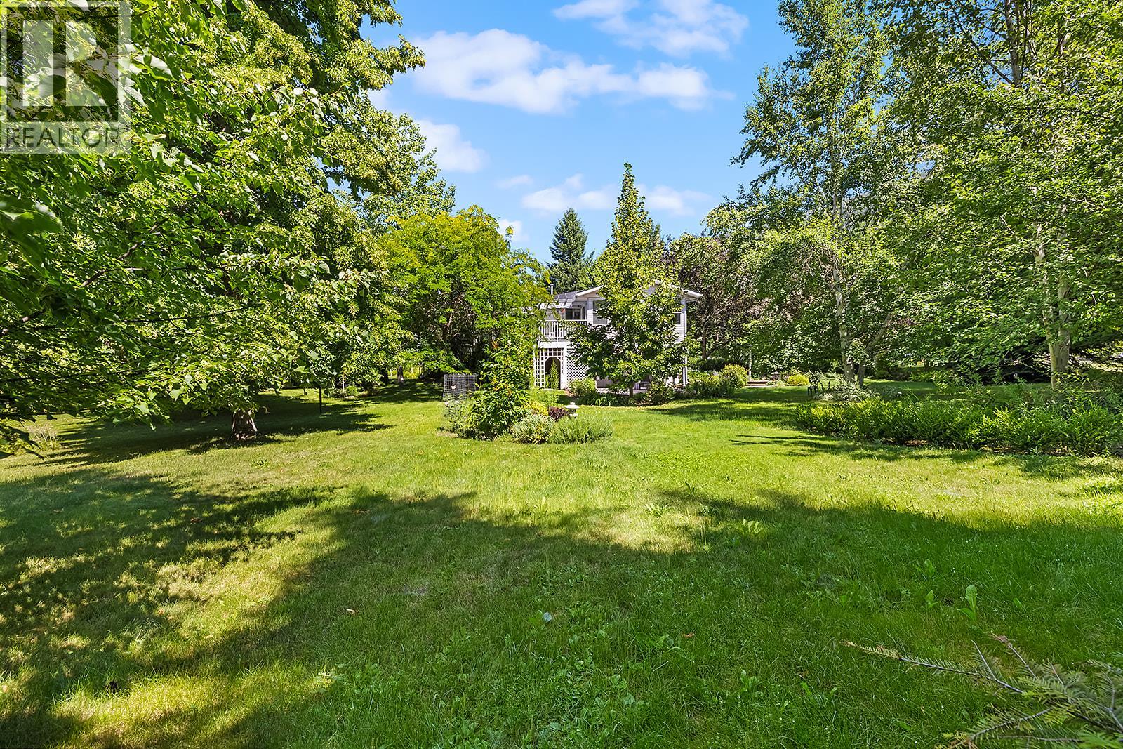 Photo 65 of 1243 8 Avenue N, Creston BC