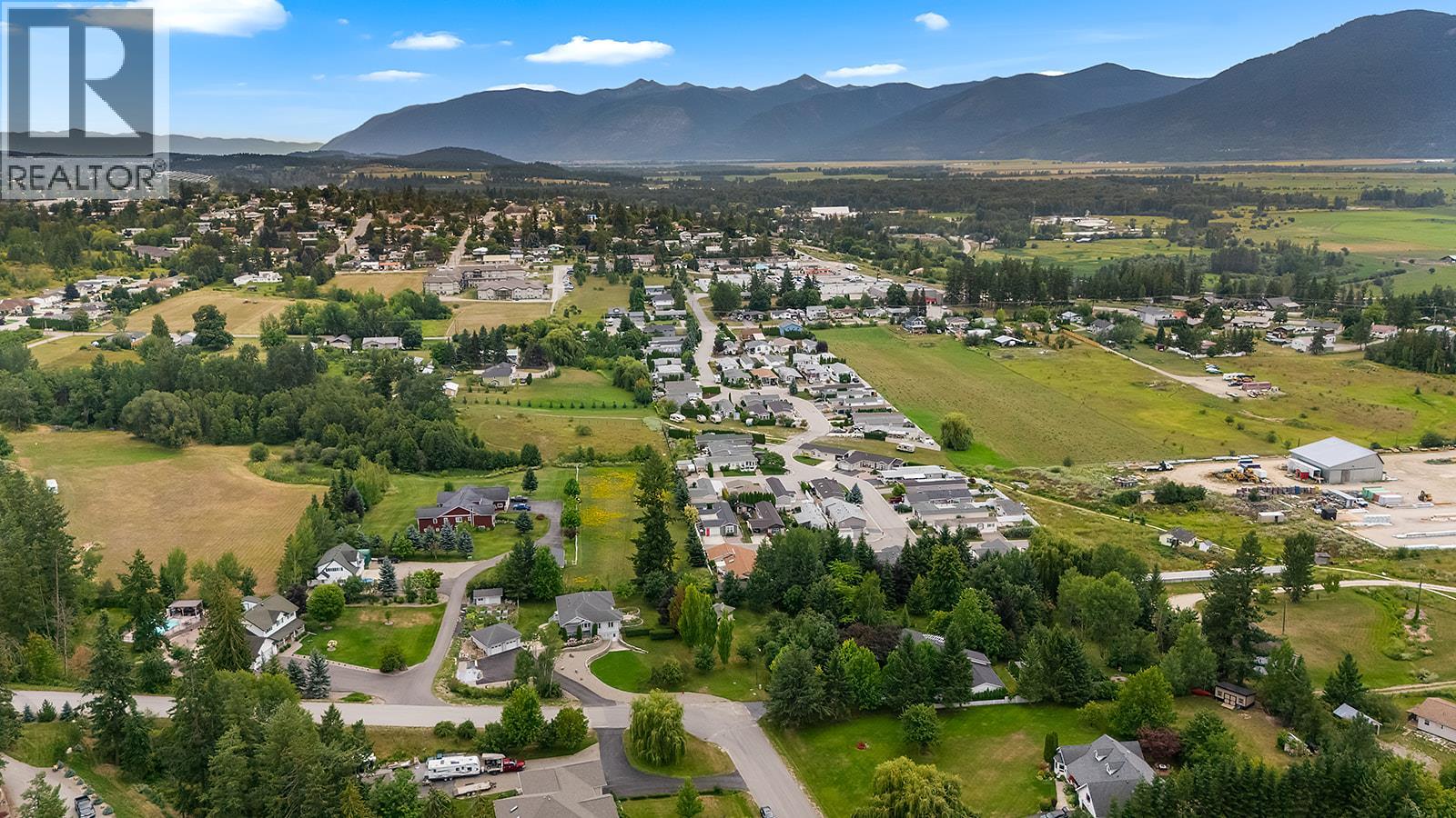 Photo 37 of 1243 8 Avenue N, Creston BC