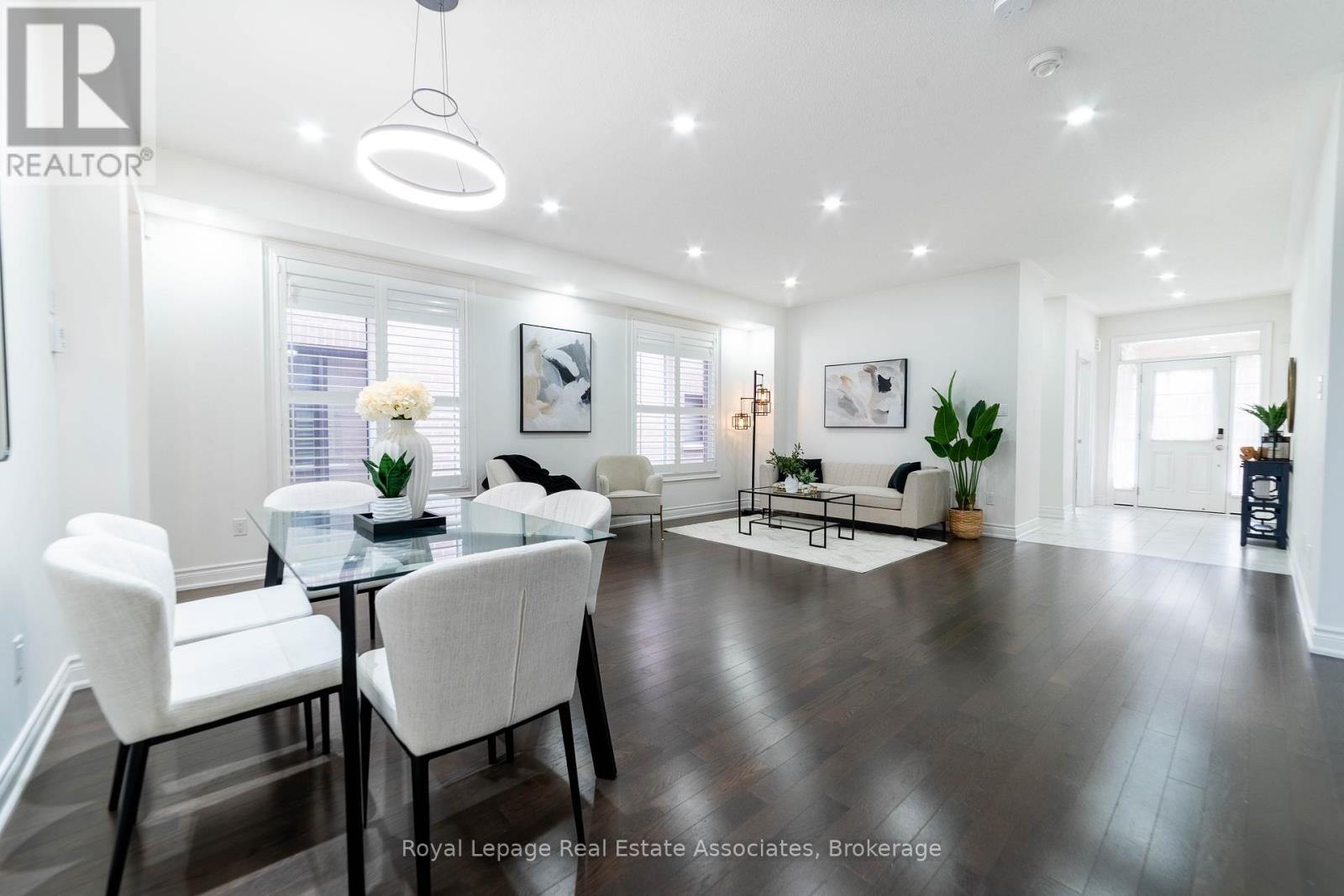 Photo 18 of 1267 Raspberry Terrace, Milton ON