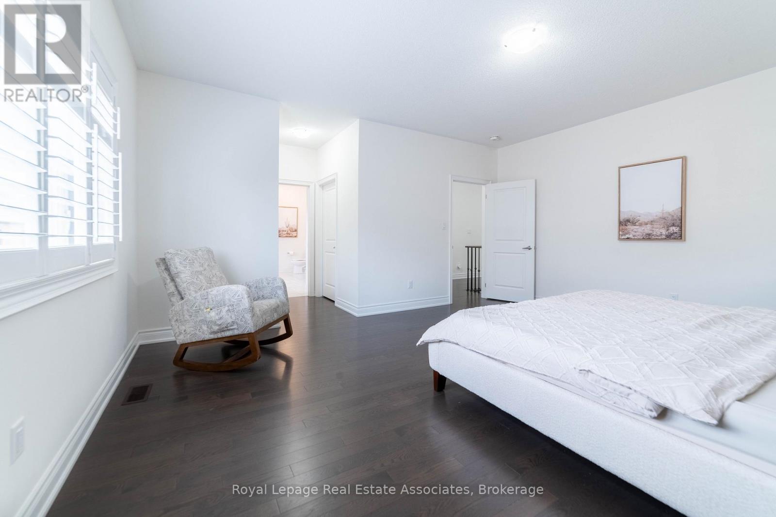 Photo 25 of 1267 Raspberry Terrace, Milton ON