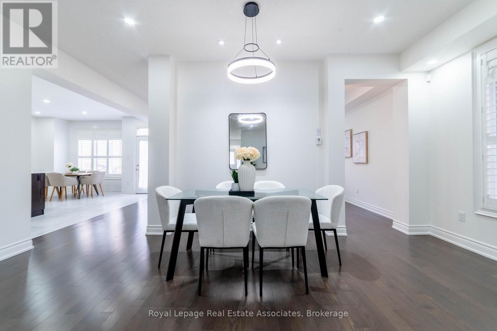 Photo 9 of 1267 Raspberry Terrace, Milton ON