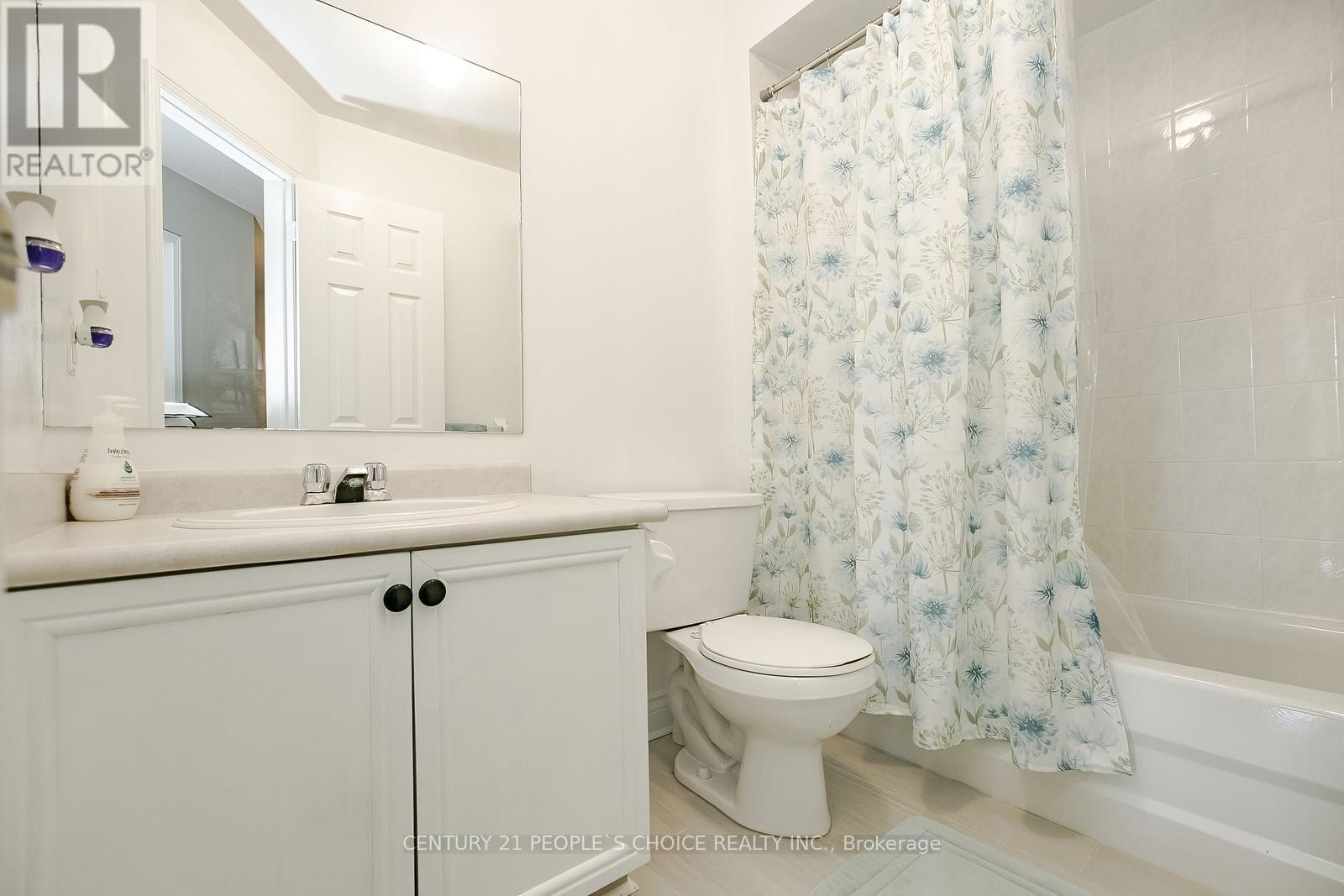 Photo 39 of 27 Caruso Drive, Brampton ON