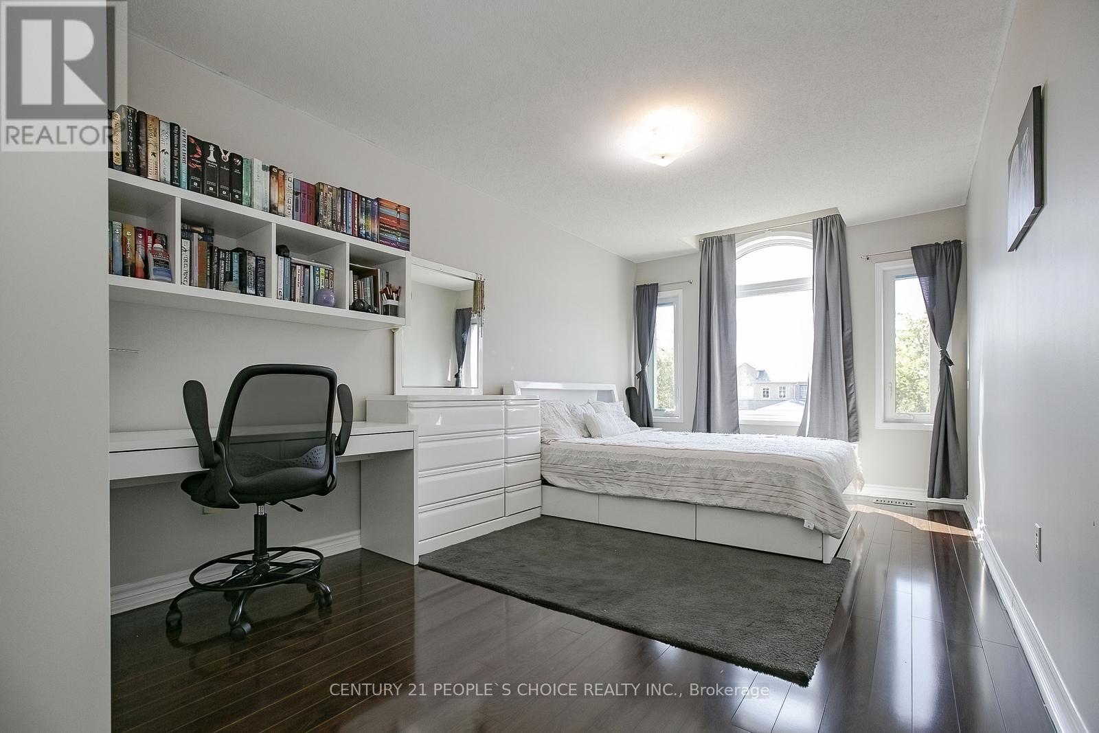 Photo 43 of 27 Caruso Drive, Brampton ON
