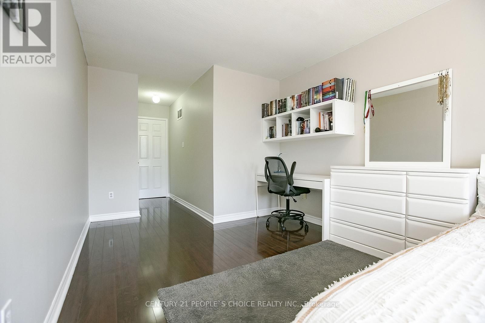 Photo 46 of 27 Caruso Drive, Brampton ON