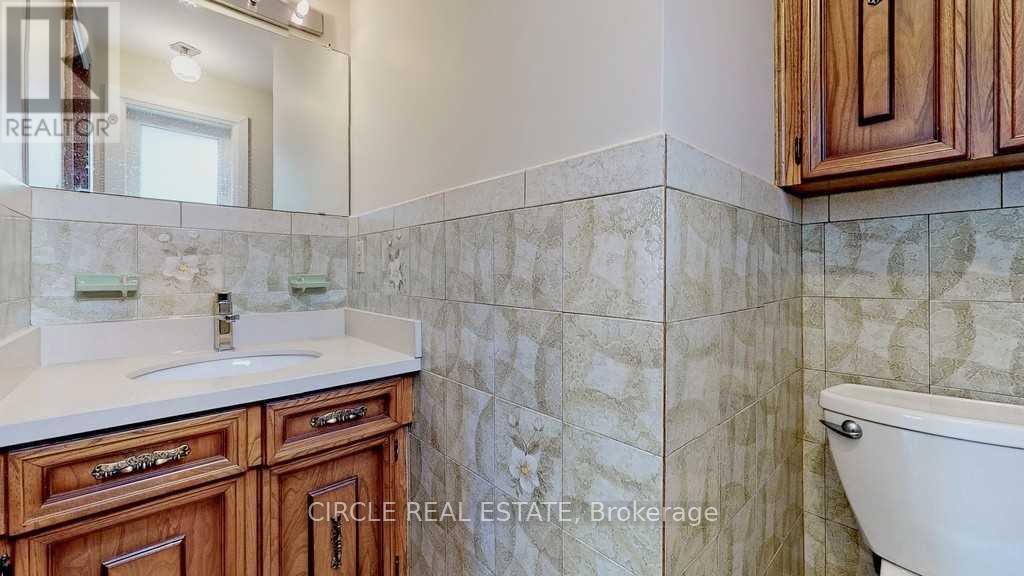 Photo 29 of 18 Rosemeade Avenue, Toronto ON