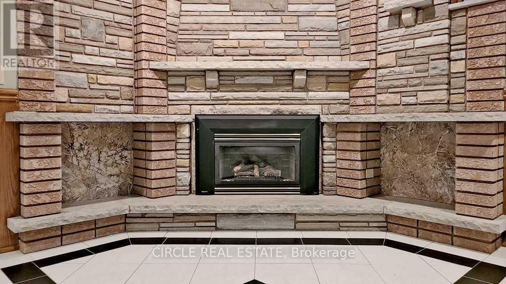 Photo 36 of 18 Rosemeade Avenue, Toronto ON