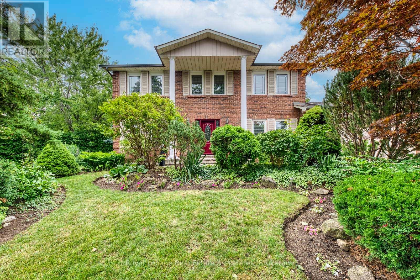 Photo 44 of 688 Fieldstone Road, Mississauga ON