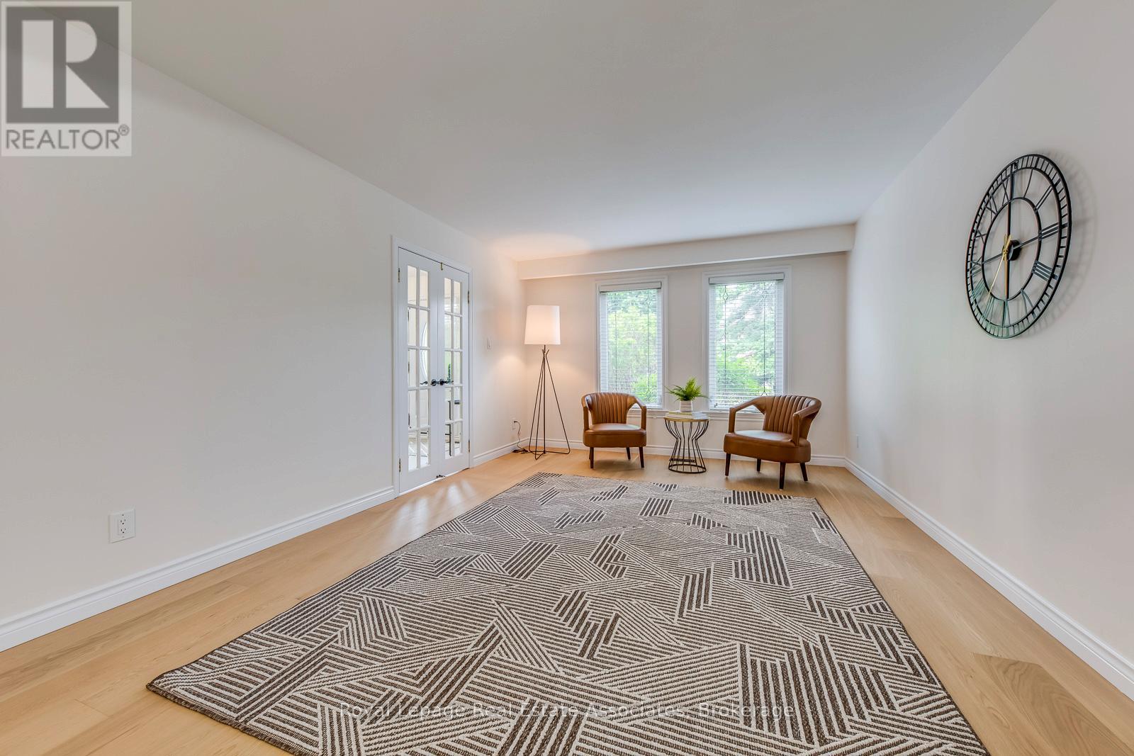 Photo 15 of 688 Fieldstone Road, Mississauga ON