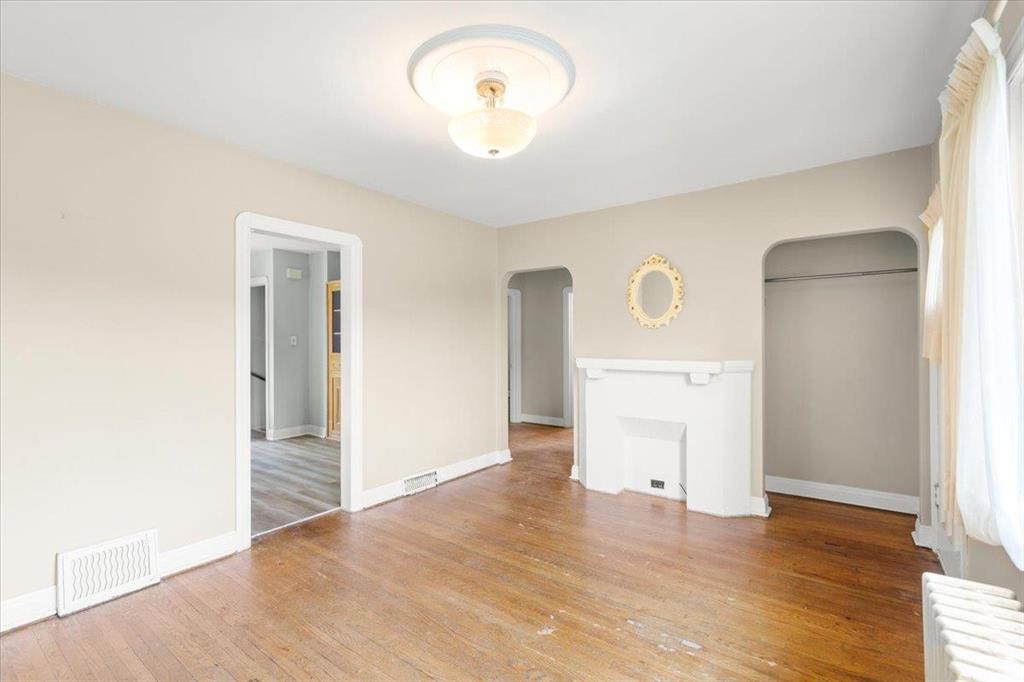 Photo 11 of 598 Gillespie Street, Dugald MB