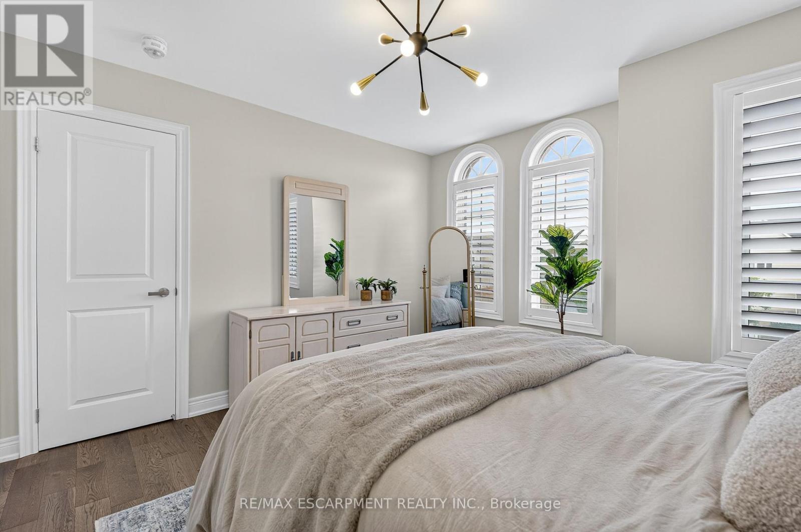 Photo 31 of 117 Wimberly Avenue, Hamilton ON