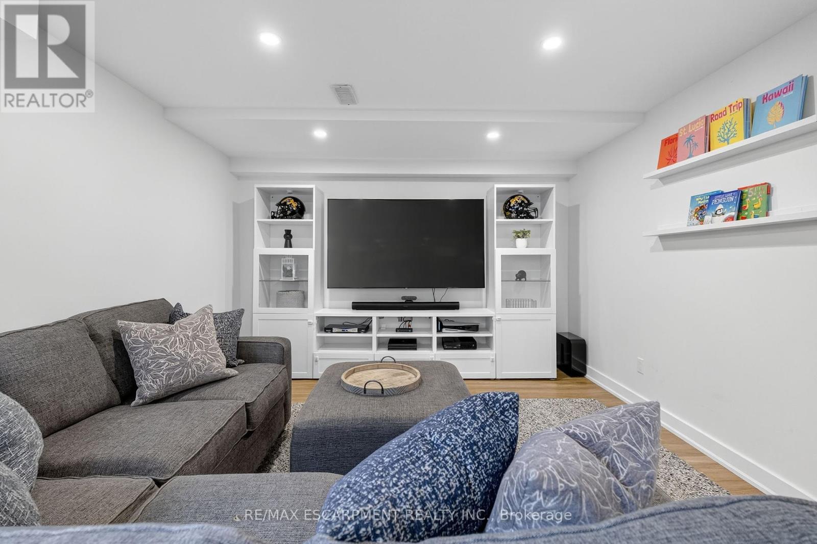 Photo 39 of 117 Wimberly Avenue, Hamilton ON