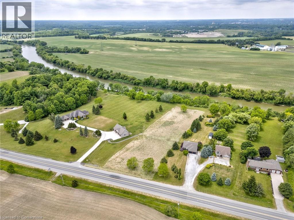 Photo 17 of 307 Brant County Rd 18, Brantford ON