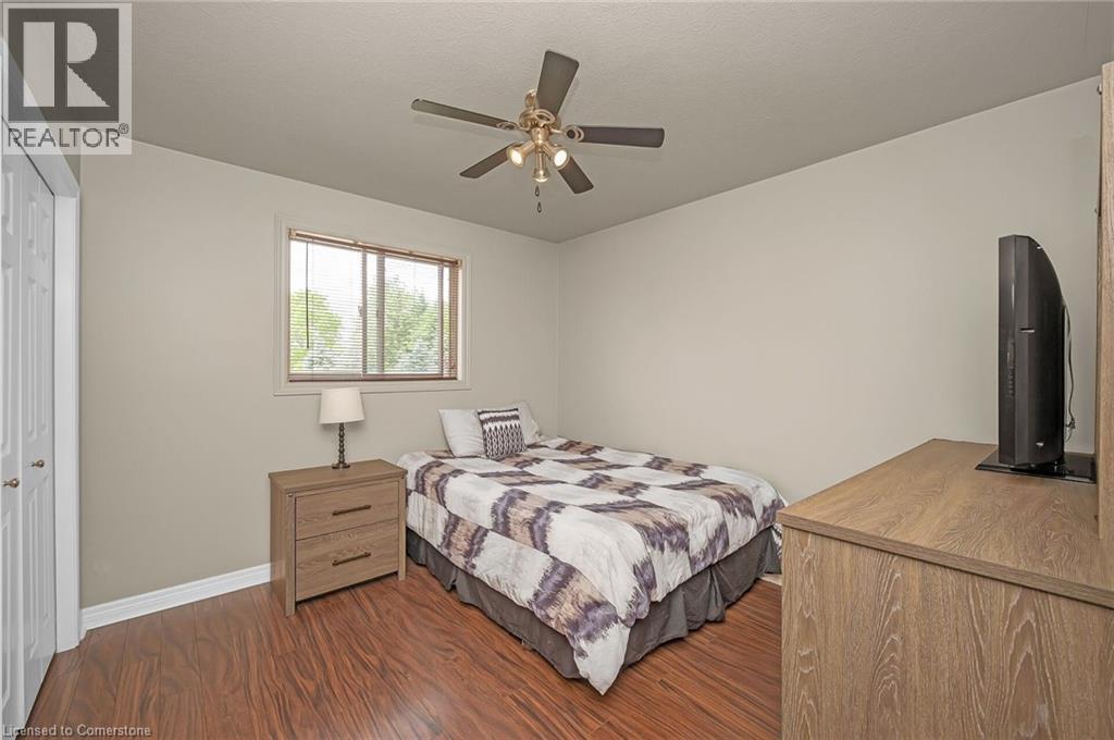 Photo 12 of 307 Brant County Rd 18, Brantford ON