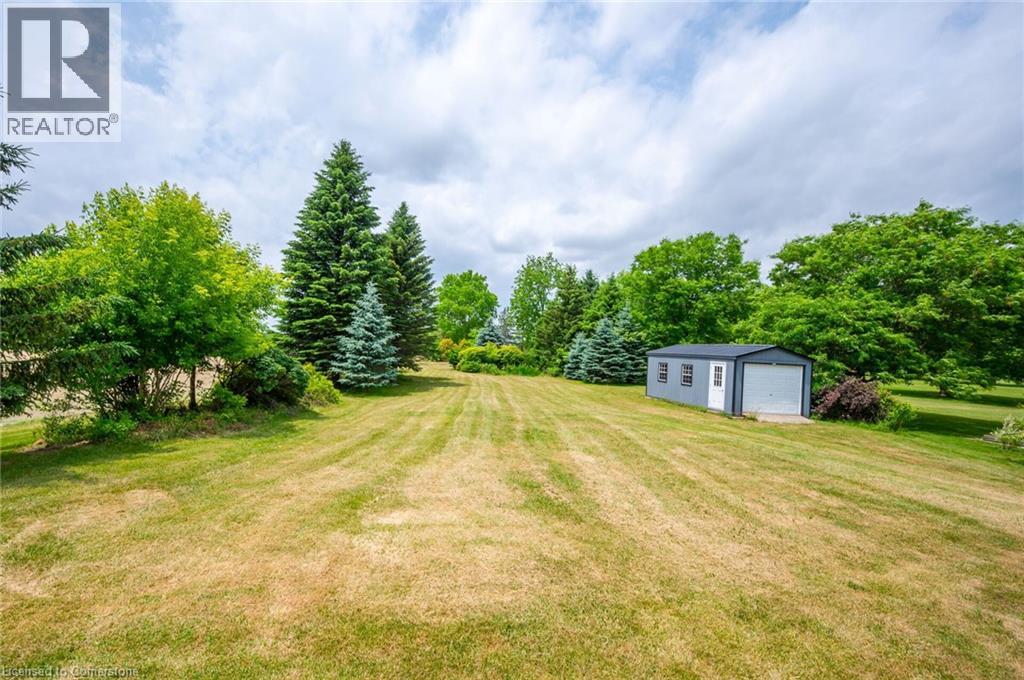 Photo 15 of 307 Brant County Rd 18, Brantford ON
