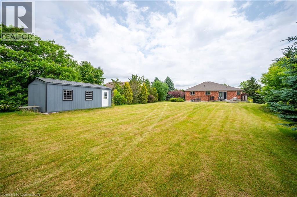 Photo 31 of 307 Brant County Rd 18, Brantford ON