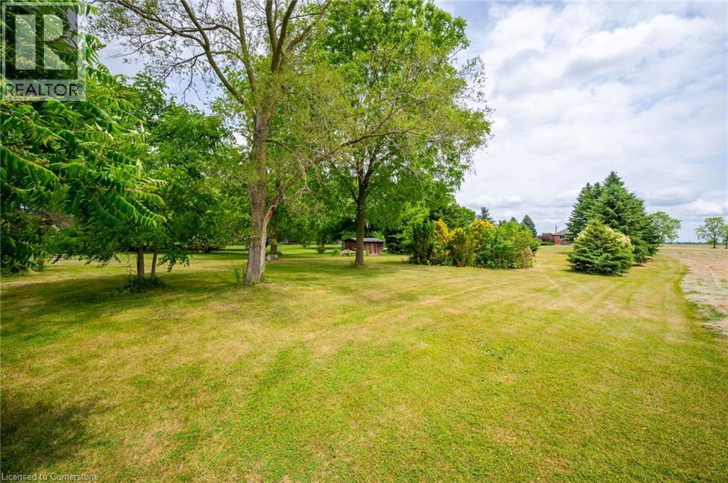 Photo 7 of 307 Brant County Rd 18, Brantford ON